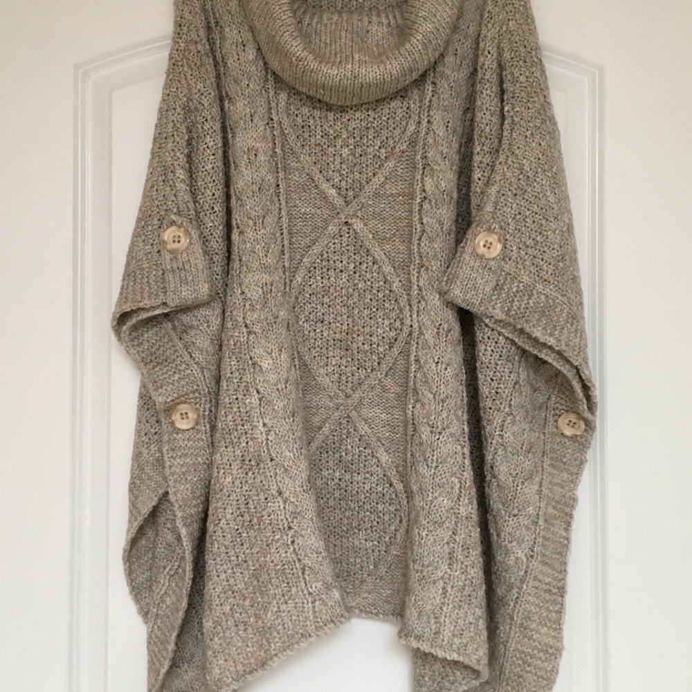 Ladies Beige Knitted Poncho